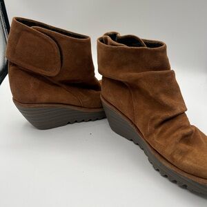 Fly London Women Suede Wedge Ankle‎ Boot- 39
